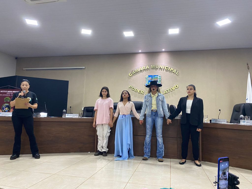 INSTITUTO MIRIM EM PARCERIA COM A COORDENADORIA DE POLÍTICAS PÚBLICAS PARA MULHERES APRESENTA A PEÇA: “TODOS DE MÃOS DADAS CONTRA O FEMINICÍDIO” NA CÂMARA MUNICIPAL DE BONITO/MS. INSTITUTO MIRIM EM PARCERIA COM A COORDENADORIA DE POLÍTICAS PÚBLICAS PARA MULHERES APRESENTA A PEÇA: “TODOS DE MÃOS DADAS CONTRA O FEMINICÍDIO” NA CÂMARA MUNICIPAL DE BONITO/MS.