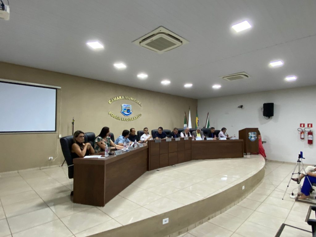 Câmara Municipal e Sindicato dos Servidores Públicos se reunirão na próxima semana. Câmara Municipal e Sindicato dos Servidores Públicos se reunirão na próxima semana.
