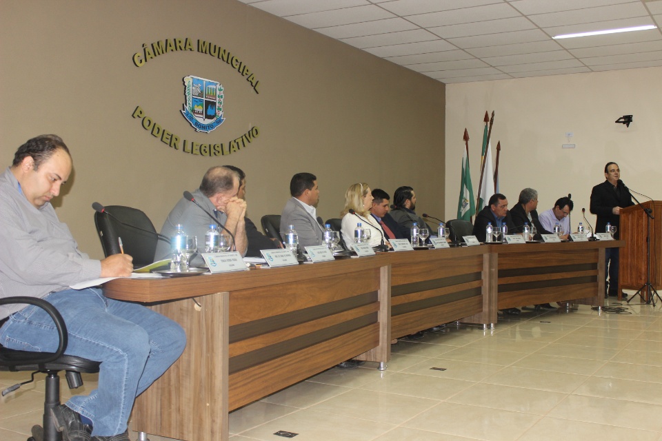 Com a participação do Vereador Interino, Câmara Municipal realiza Sessão Ordinária