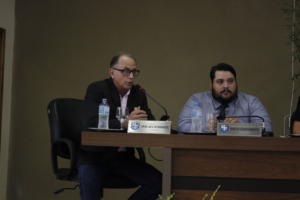 Câmara realiza sessão solene de abertura da 3ª sessão legislativa anual