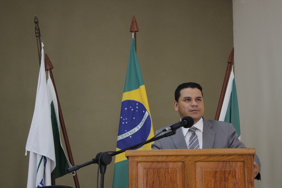 Câmara realiza sessão solene de abertura da 3ª sessão legislativa anual