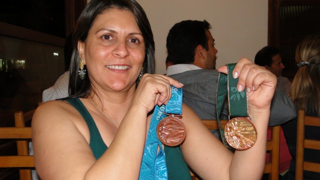 SANDRA PIRES MEDALHA DE OURO DO BRASIL VISITA BONITO
