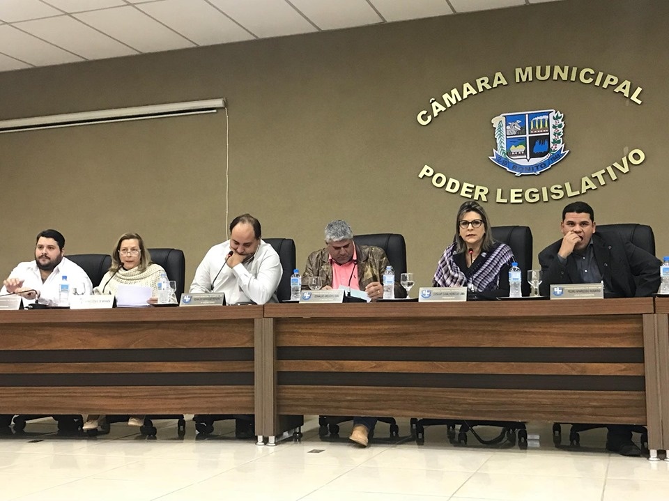 Com a presença da população Câmara Municipal realiza 27ª sessão ordinária em 2019