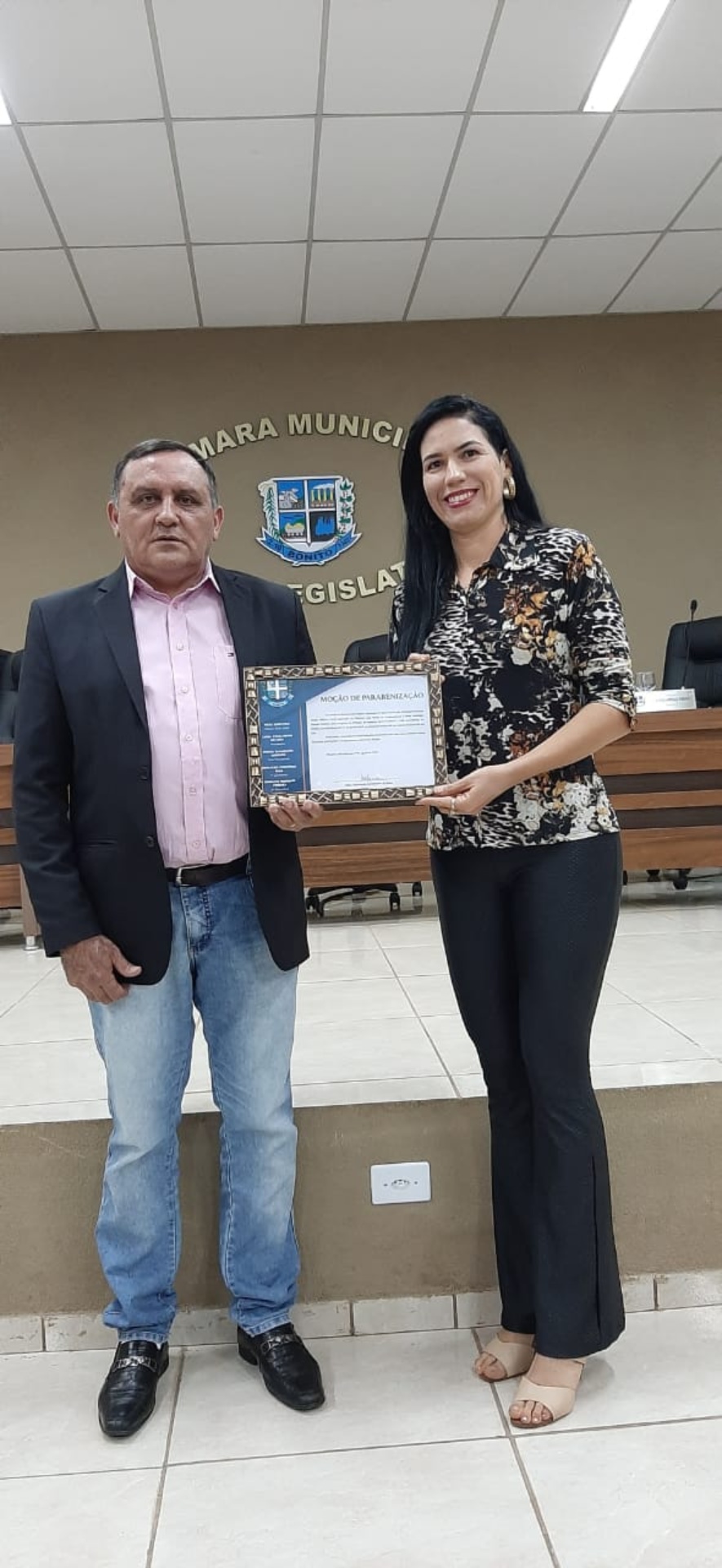 Legislativo Municipal entrega Moção à Bonitenses que se destacaram
