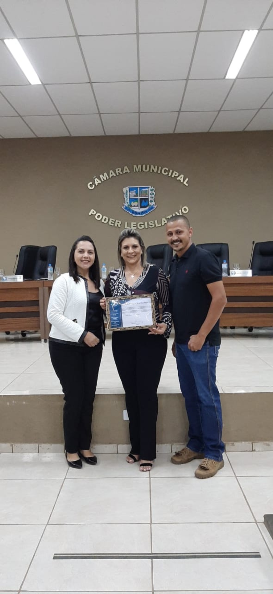 Legislativo Municipal entrega Moção à Bonitenses que se destacaram