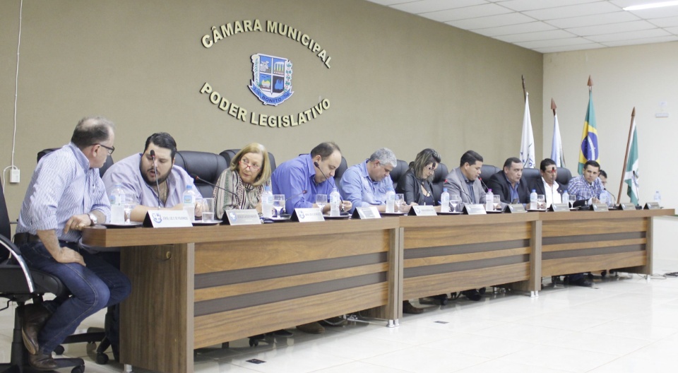 Legislativo Municipal realizou nesta segunda (30) última Sessão Ordinária do mês