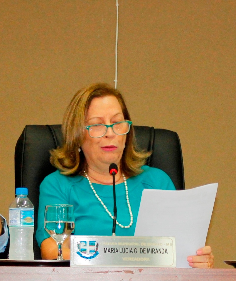 Vereadora solicita treinamento de primeiros socorros a motoristas de ambulâncias e transporte escolar