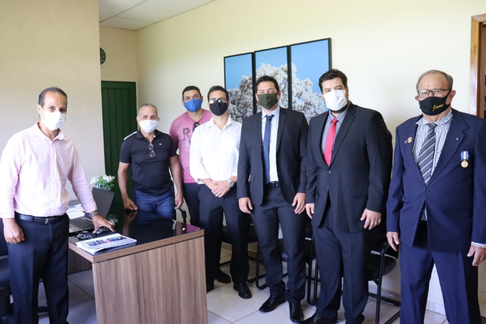 Vereadores recebem representantes da ATTB de Bonito Vereadores recebem representantes da ATTB de Bonito
