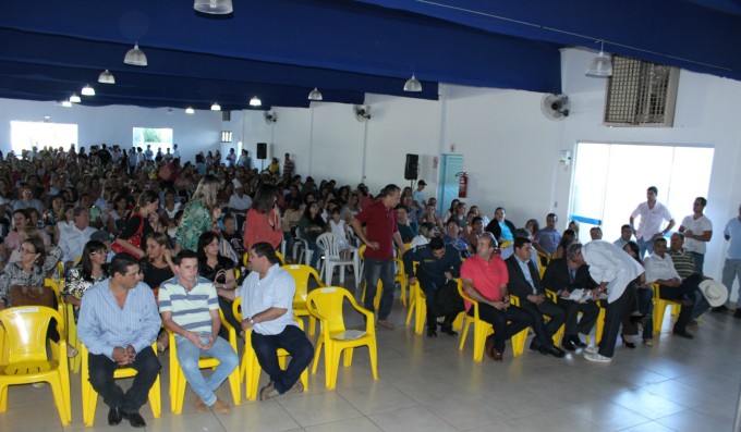 Juiz Federal Dr. Odilon faz palestra sobre luta contra as drogas em Bonito Juiz Federal Dr. Odilon faz palestra sobre luta contra as drogas em Bonito