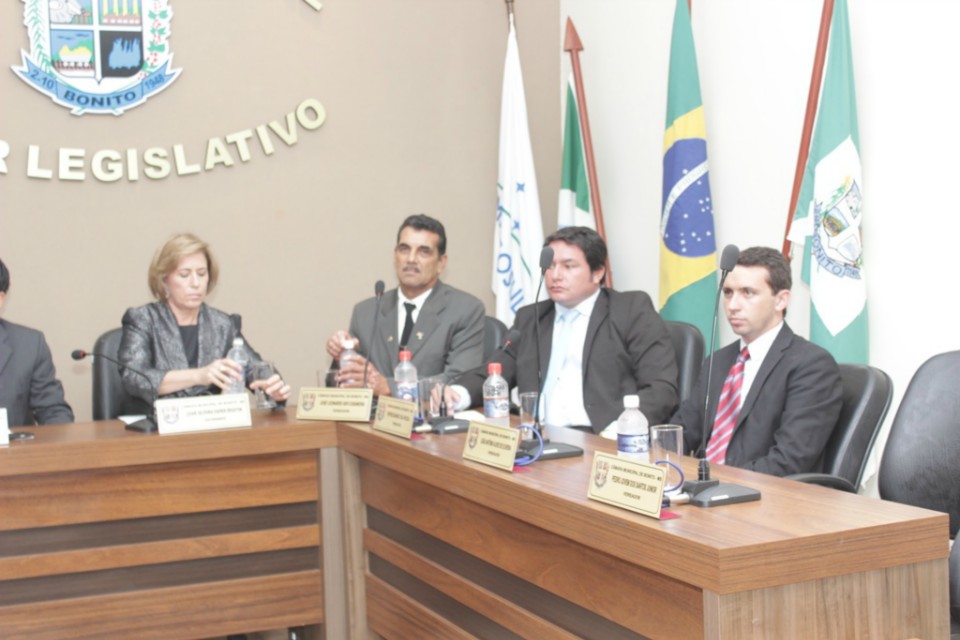 Sessão Solene Marca Início do Ano Legislativo de 2015