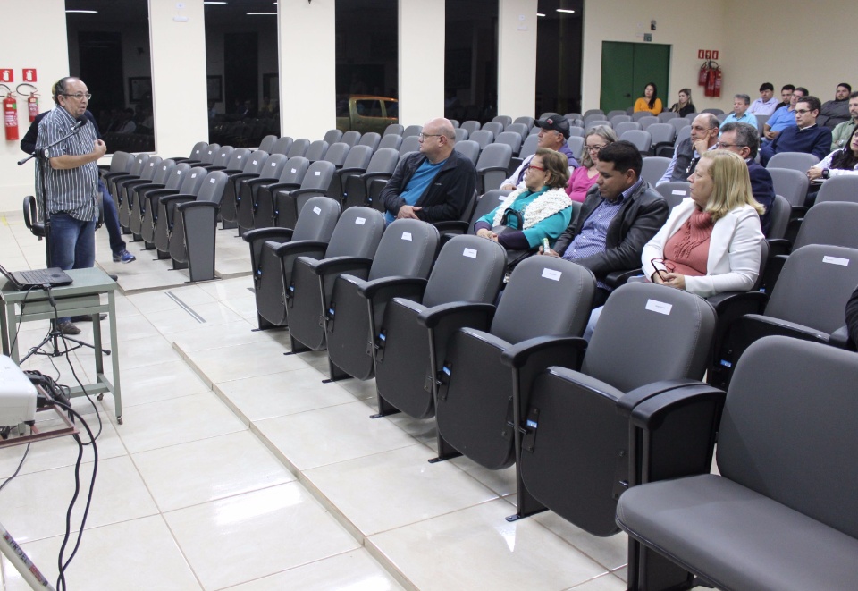 Prefeitura Municipal de Bonito realiza Audiência Pública de Diretrizes Orçamentárias para 2018.