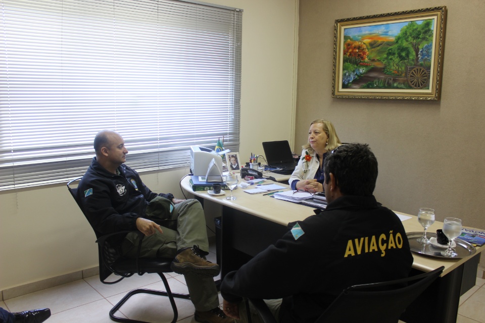 Superintendente viário da Seinfra visita Câmara Municipal de Bonito