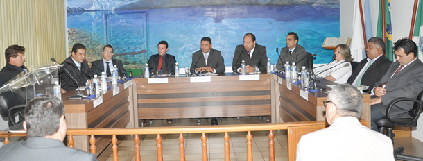 CÂMARA DE VEREADORES REALIZA ABERTURA DO ANO LEGISLATIVO CÂMARA DE VEREADORES REALIZA ABERTURA DO ANO LEGISLATIVO