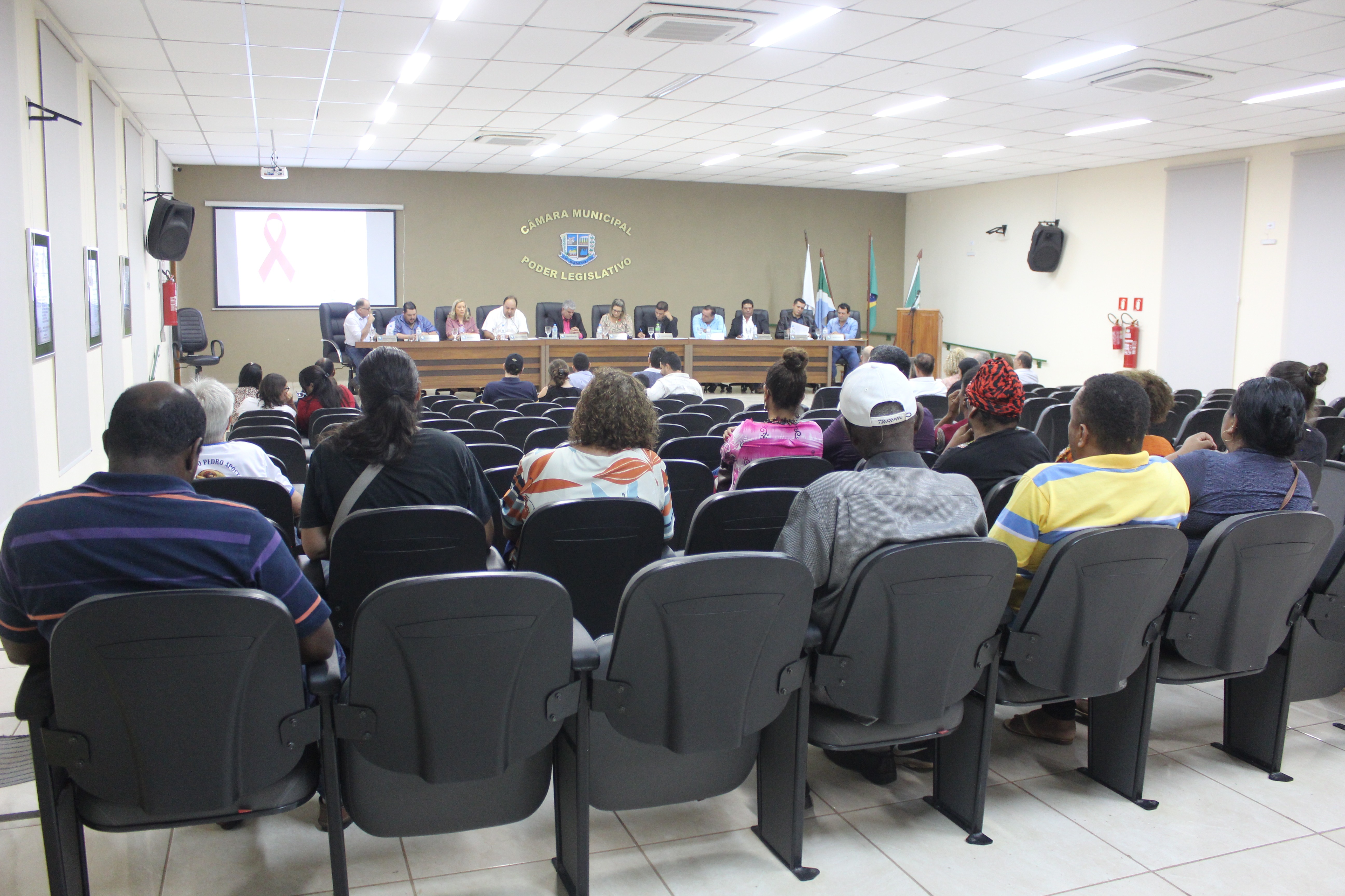 Legislativo Municipal realizou nesta segunda-feira (9) a 43ª Sessão Ordinária do ano