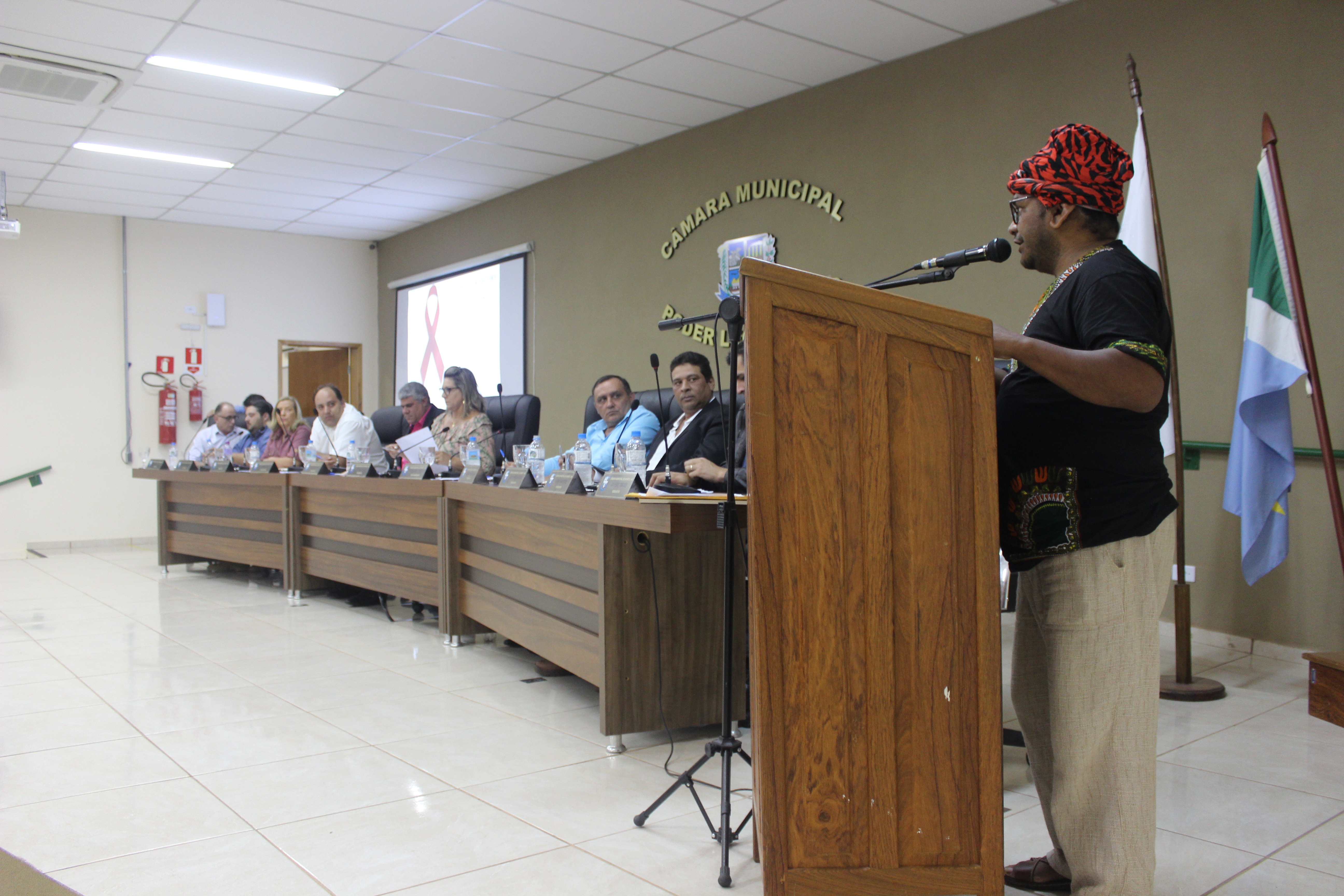 Legislativo Municipal realizou nesta segunda-feira (9) a 43ª Sessão Ordinária do ano