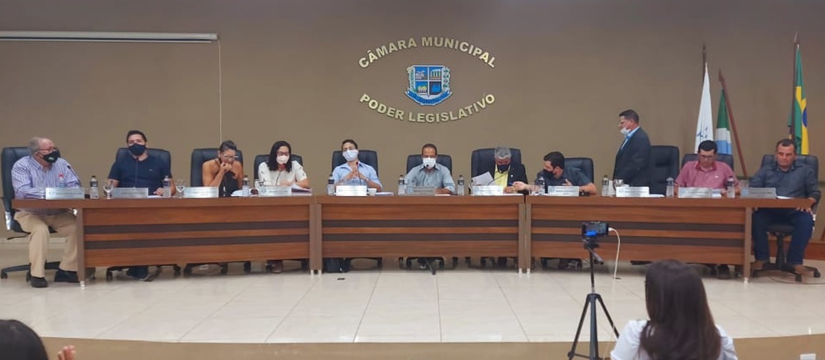 Confira como transcorreu a sessão extraordinária desta segunda-feira, 20 de dezembro de 2021 às 18:00h.
