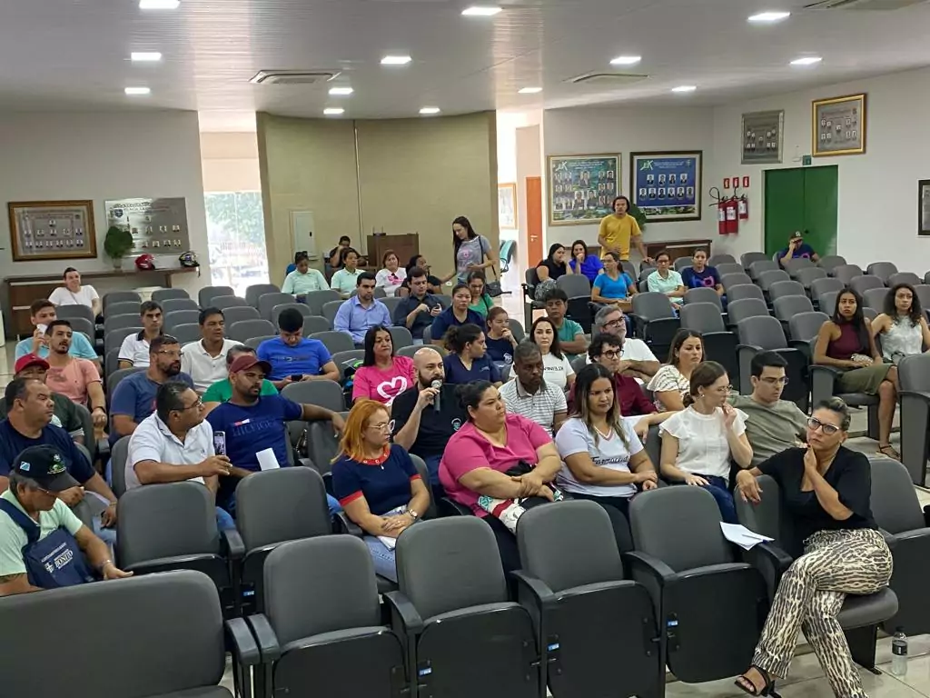 Câmara Municipal e Servidores Públicos dialogam sobre Planos de Cargos e Carreiras Municipal.