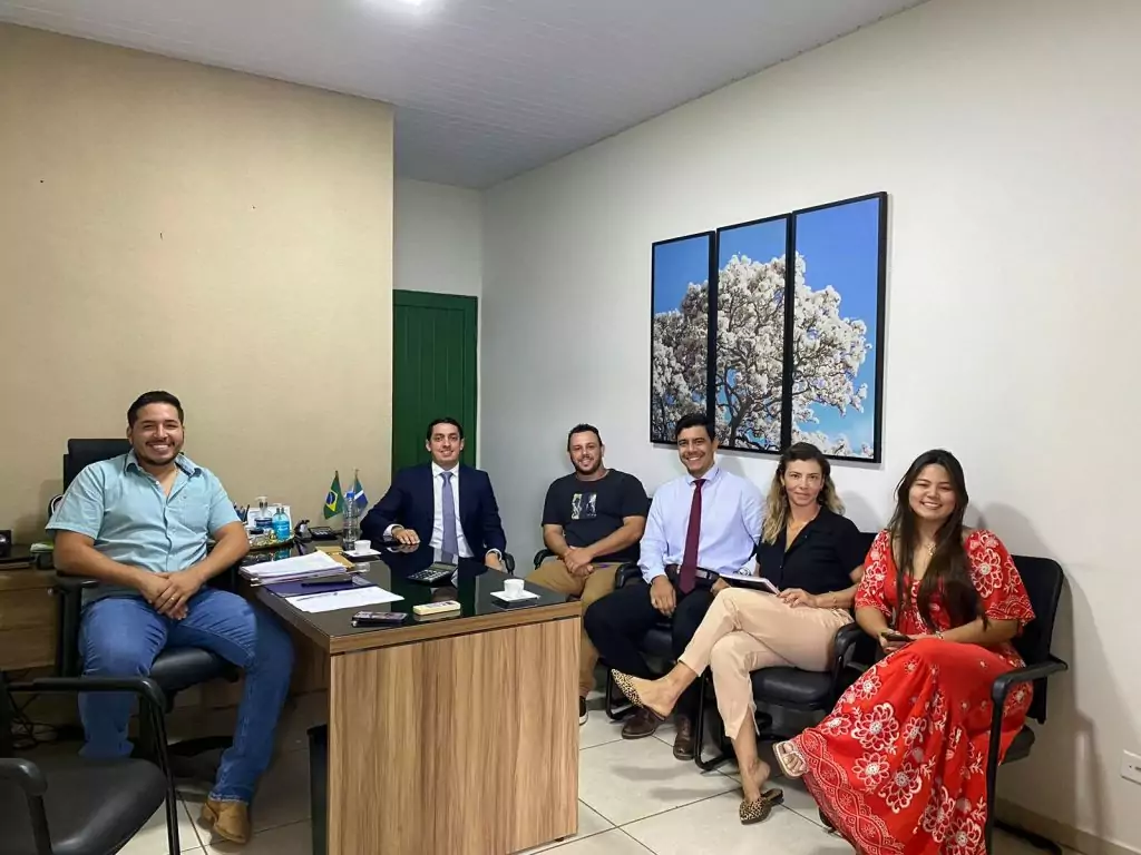 Câmara Municipal realiza reunião para alinhamento sobre a atualização na Lei de licitações e contratos.