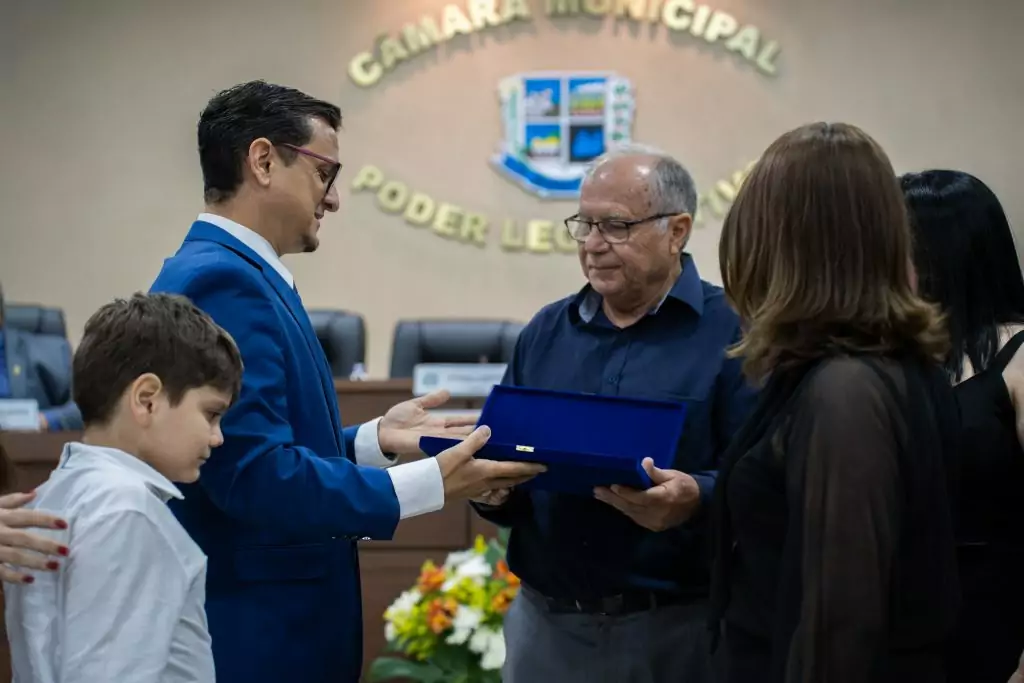 Câmara de Bonito realiza Sessão Solene de entrega do Título de Cidadão Bonitense e Honorífico